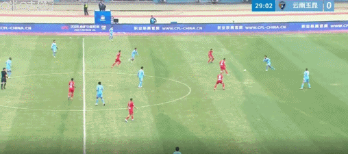 世界杯高清直播入口-半场：河南1-0云南，张宸梁失误送礼，姆布拉破门+屡失良机